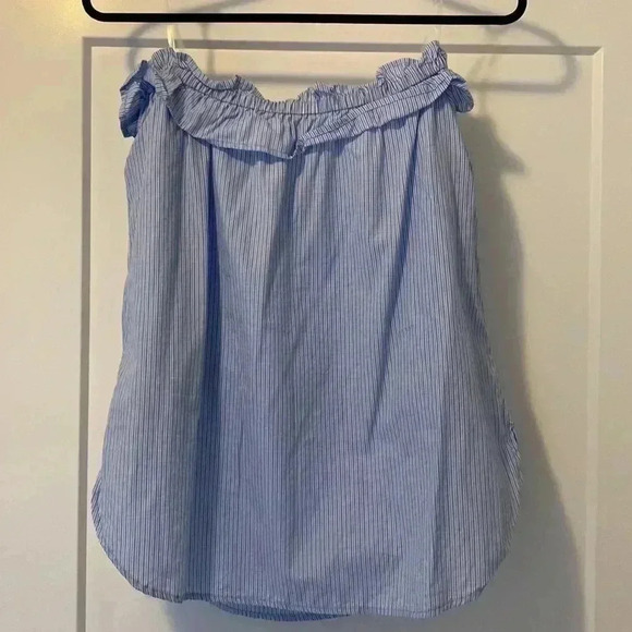 Size Small  Women’s Tank - Picture 2 of 6